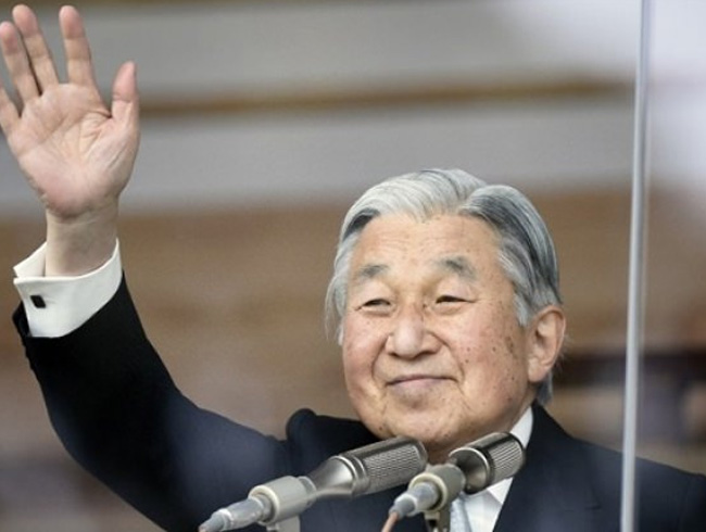 83 yandaki imparator Akihitonun tahtan ekiliyor