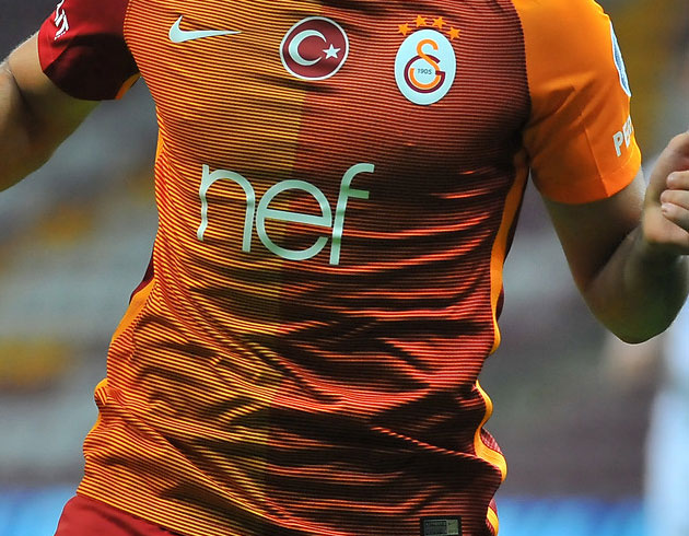 Galatasaray'da Eren Derdiyok sakatland
