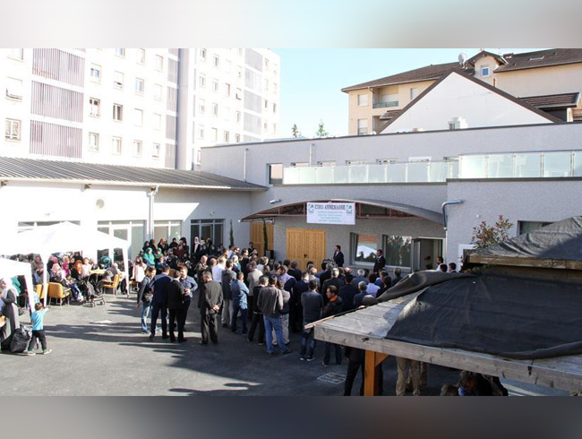 Fransa'da Annemasse cami ve k�lliyesi a��ld�