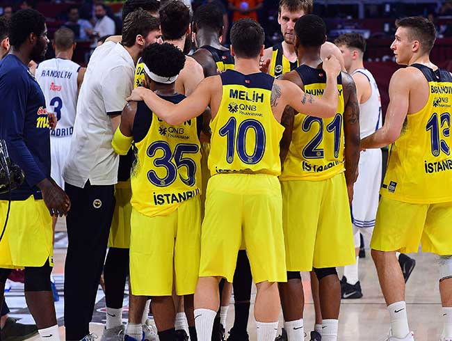 THY Euroleague finalinde Fenerbahe, Olympiakos'u yenerek kupay ilk kez kazanmay hedefliyor