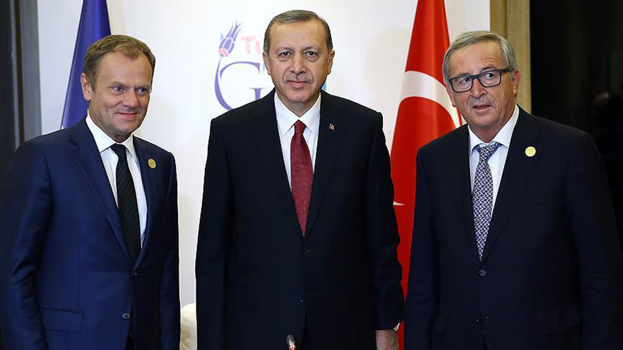 Cumhurbakan Erdoan, Brksel'de AB Konseyi Bakan Tusk ve AB Komisyonu Bakan Juncker ile grt