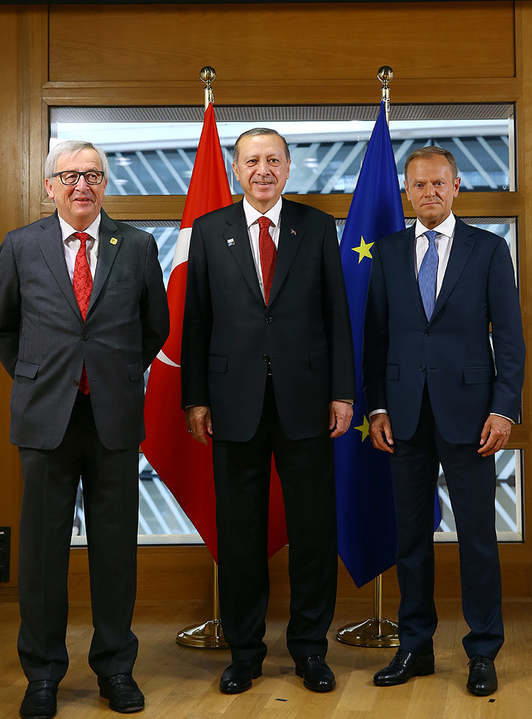 Erdoan'n Tusk ve Juncker ile yapt grmede 'mlteci anlamas' konuuldu