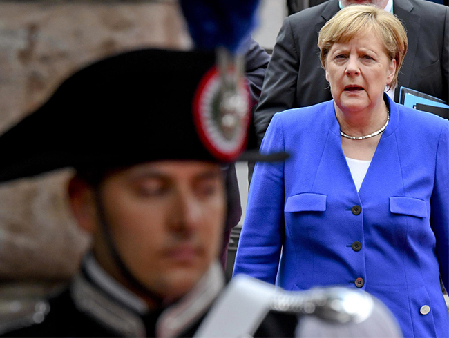 Merkel: Libya grmelerinde Trkiye de masada olmal