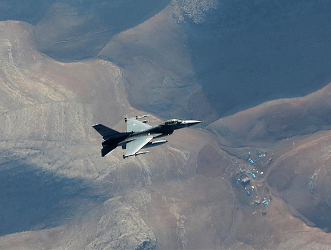 Hakkari k�rsal�na d�zenlenen hava harekat�nda 3 ter�rist �ld�r�ld�