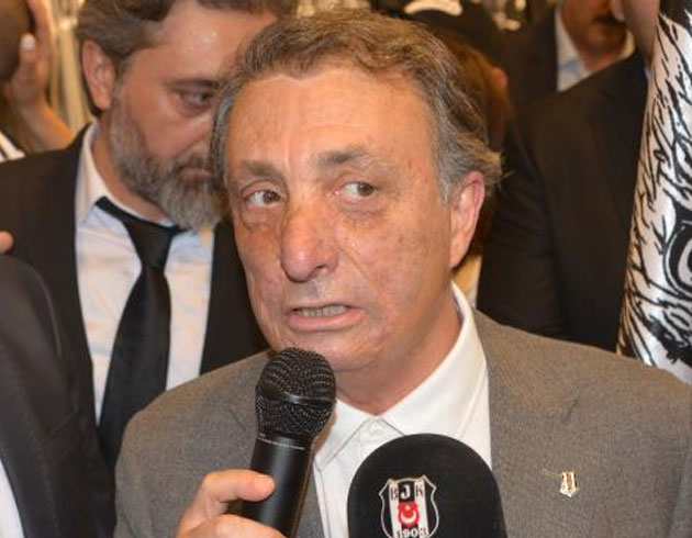 Ahmet Nur �ebi: Be�ikta�'�n telefonla sat�lan �r�n� dergi d���nda yok