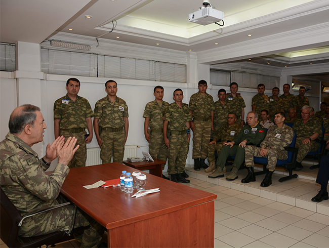 Org. Akar, ��rnak'ta askerlere seslendi