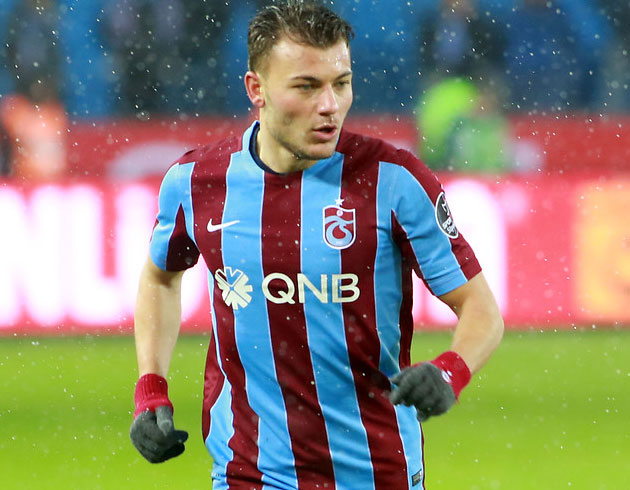 Yusuf Erdo�an Fenerbah�e veya Ba�ak�ehir'in yolunu tutacak