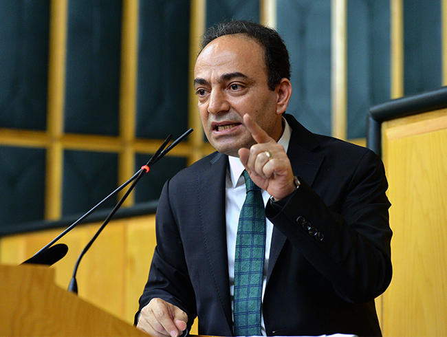 G�zalt�na al�nan Baydemir, ifadesinin al�nmas�ndan sonra serbest b�rak�ld�