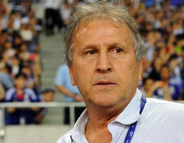 Sper Lig ekiplerinden Kayserispor kurt hoca Arthur Zico'yu gndeme ald