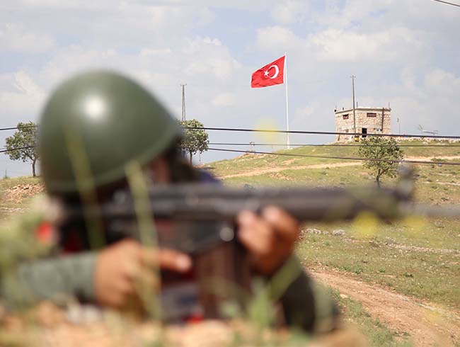 TSK: Erzincan ve Karsta 8 terrist etkisiz hale getirildi