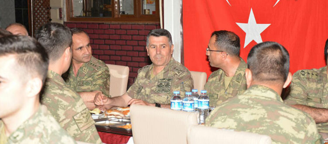 Kato ehitlerinin son iftarna ait fotoraflar ortaya kt