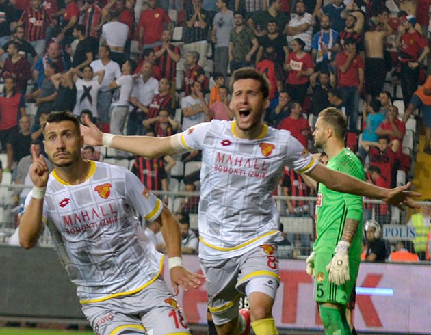Eskiehirspor'u penaltlar sonucu 3-2 yenen Gztepe, 14 yl aradan sonra Sper Lig'e ykseldi