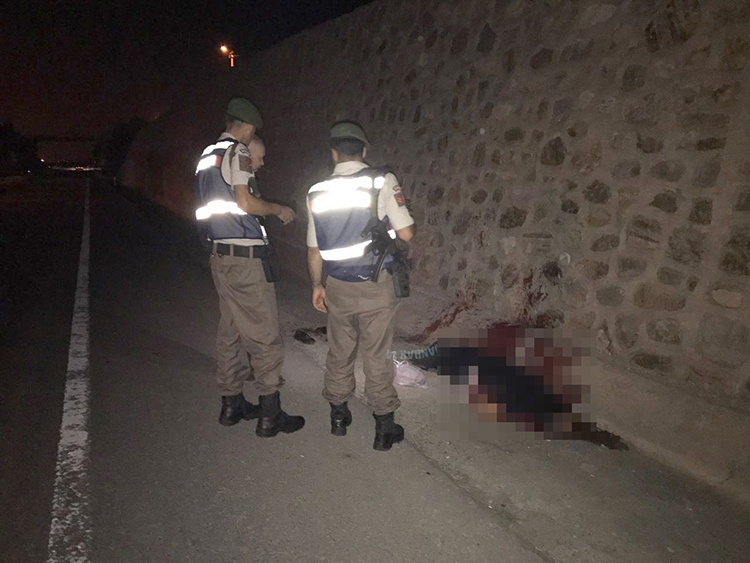 Sakarya'da yol kenarnda ceset bulundu