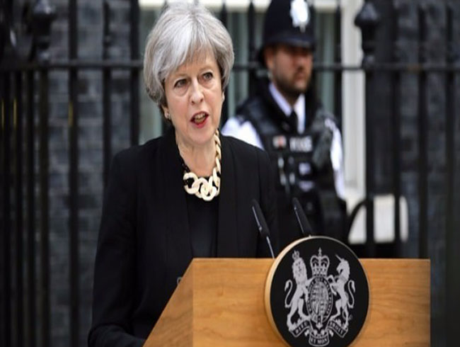 Theresa May: Bu saldr Londra ve zgr dnyaya ynelik bir saldryd
