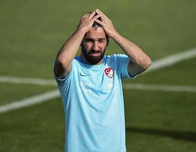 Fatih Terim Bilal Mee'ye saldran Arda Turan' kamptan gnderdi