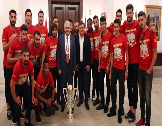 G�ztepe�den Ba�bakan Y�ld�r�m�a ziyaret