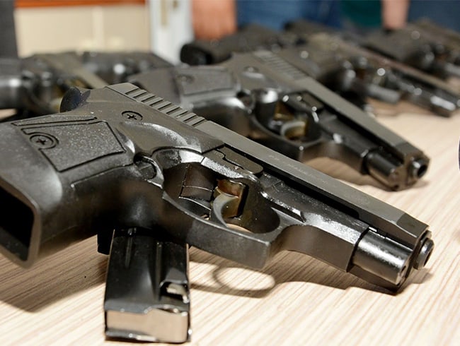 PKK�n�n silah ta��y�c�s� 18 tabancayla Aksaray'da yakaland�