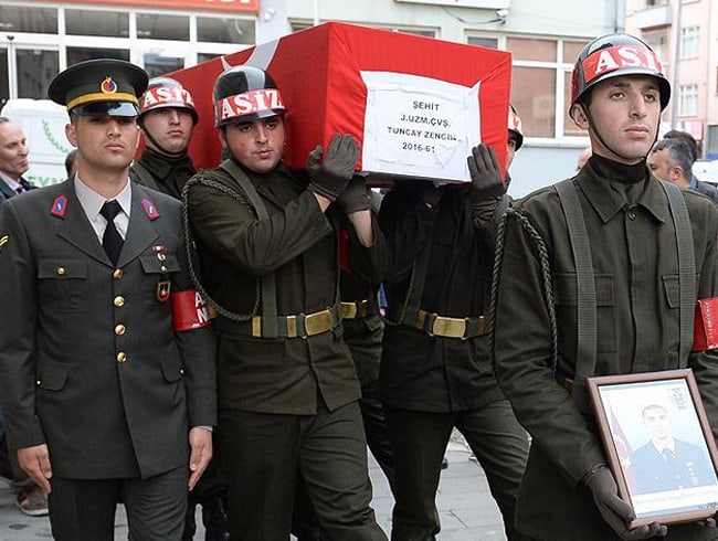 rnak ehitleri son yolculuklarna uurland