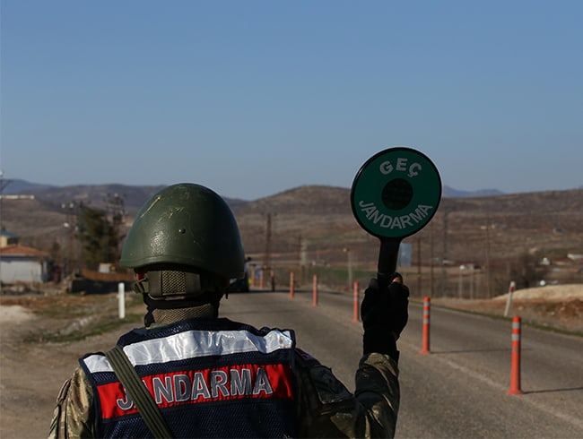 anlurfa'da biri terrist 3 kii yakaland 