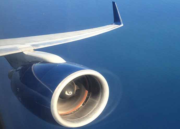 Delta Airlinesn Pasifik zerinde motoru arzaland