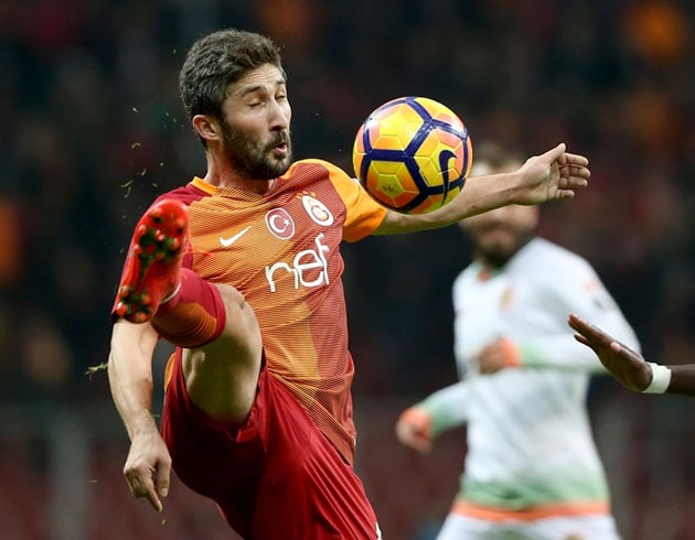 Sabri Sarolu, kendisine transfer teklifi yapan Kayserispor ile grmelere balyor