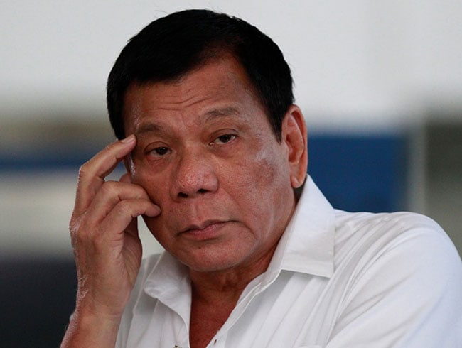 Filipinler Devlet Bakan Duterte terr olaylar nedeniyle evsiz kalan vatandalarndan zr diledi