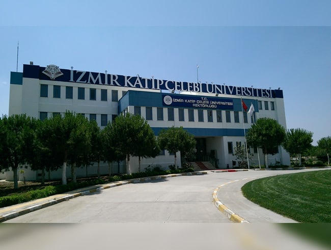 zmir Katip elebi niversitesine (K) FET operasyonu: 6 gzalt