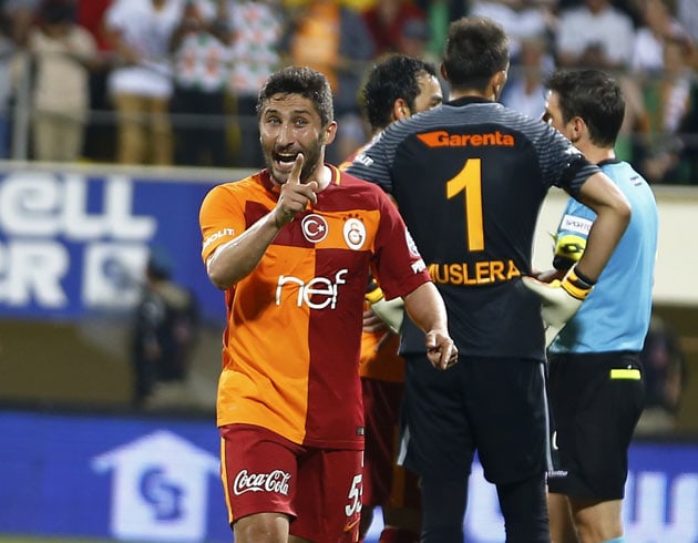 Sabri Sarolu Galatasaray'dan plaket beklerken 36 bin Euro'luk ihtarname geldi