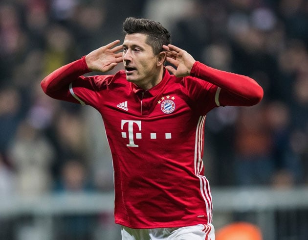 ngiliz basn, Chelsea'nin Robert Lewandowski'nin peinde olduunu iddia etti