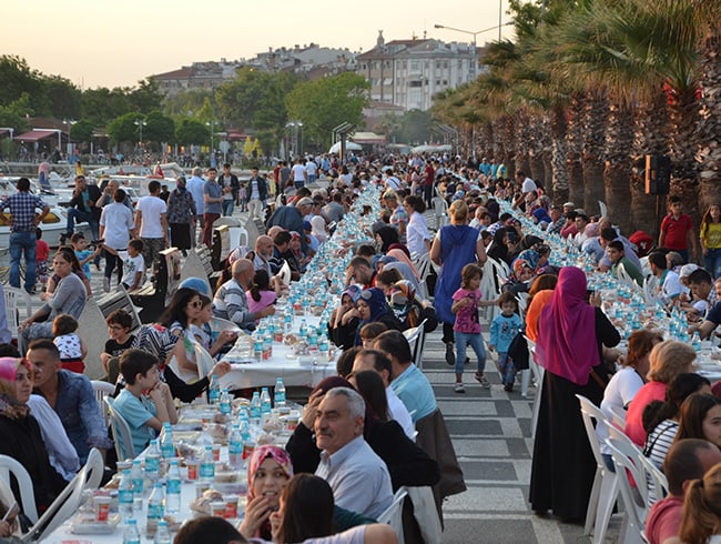 BB, Silivri'de 15 bin kiilik iftar program dzenledi