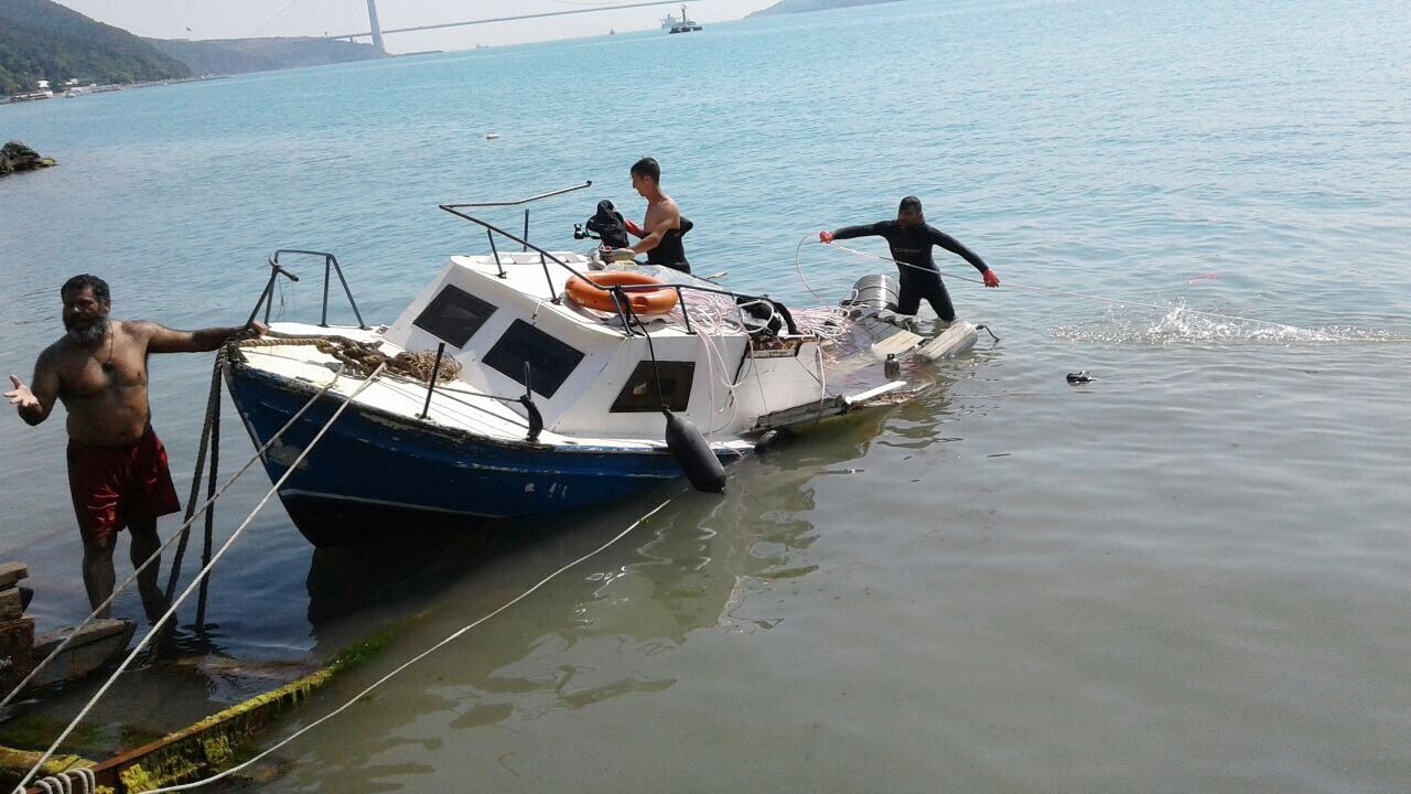 Saryer'de Sahil Gvenlik botunun oluturduu dalga balk teknesine kaza yaptrd: 3 yaral