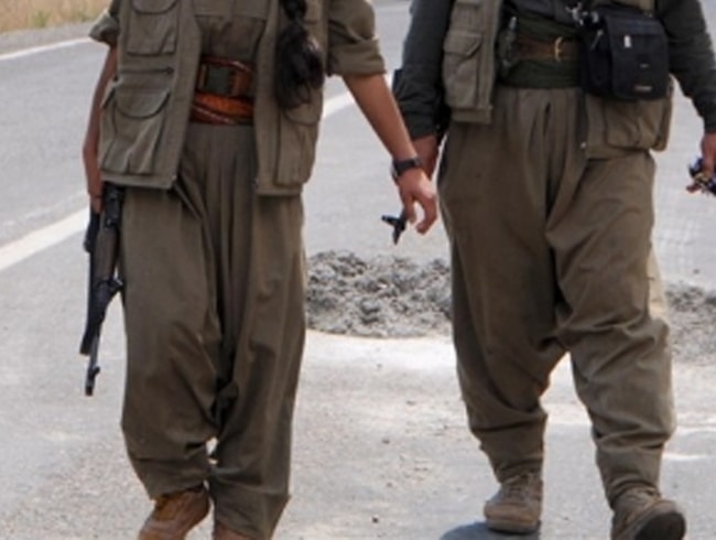 Cizre'de PKK'dan kaan bir terrist gvenlik glerine teslim oldu