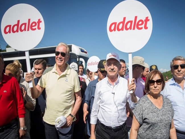 Kemal Kldarolu'nun konaklad karavann fotoraflar ortaya kt