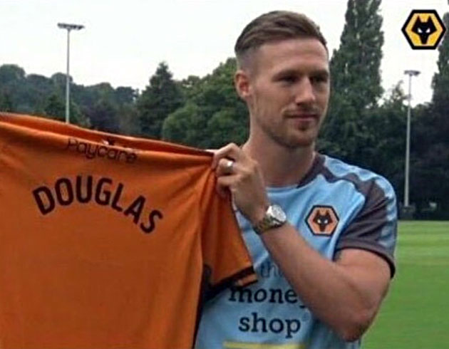 Geen sezon Konyaspor'da forma giyen Barry Douglas, ngiltere Championship ekibi Wolverhampton Wanderers'a transfer oldu