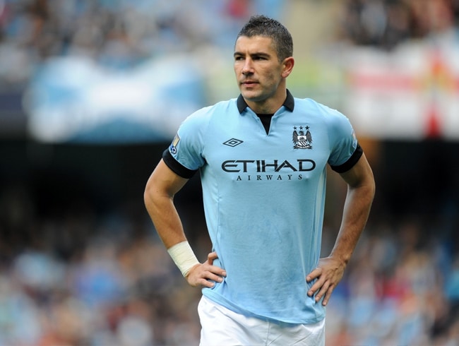 Srp basn Beikta'n Alexander Kolarov'la 4 yllk anlamaya vardn duyurdu