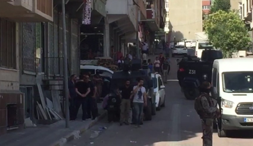 stanbul'da terr operasyonu: 3 kii gzaltna alnd