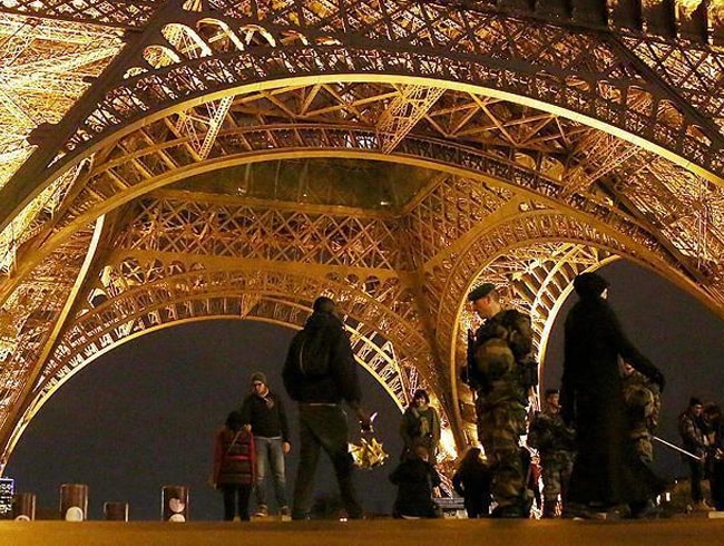 Fransa Ba�bakan� Philippe'den OHAL a��klamas�