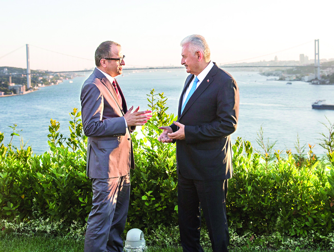 'O gecenin tek galibi millettir'