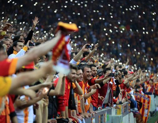 Galatasaray'da Sneijder'in ayrl sonras kombineler tepetaklak