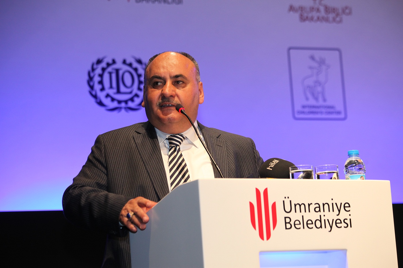 Hasan Can: Engelleri kald�r�yoruz