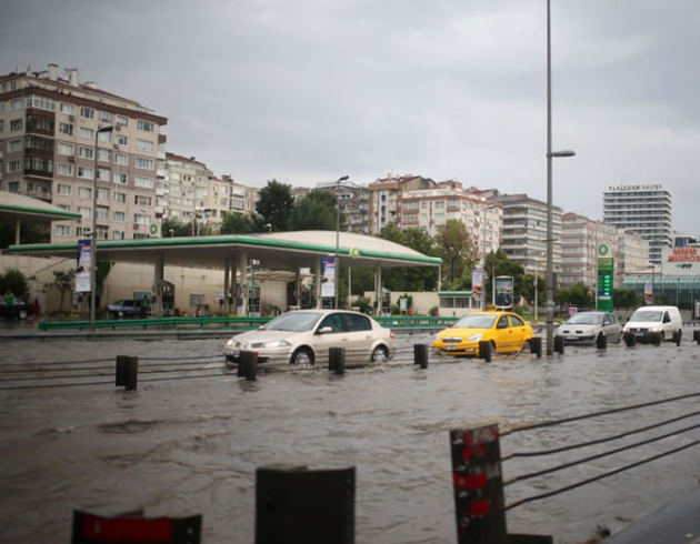 �stanbul'daki ya���lardan zarar g�ren vatanda�lar komisyona ba�vuracak