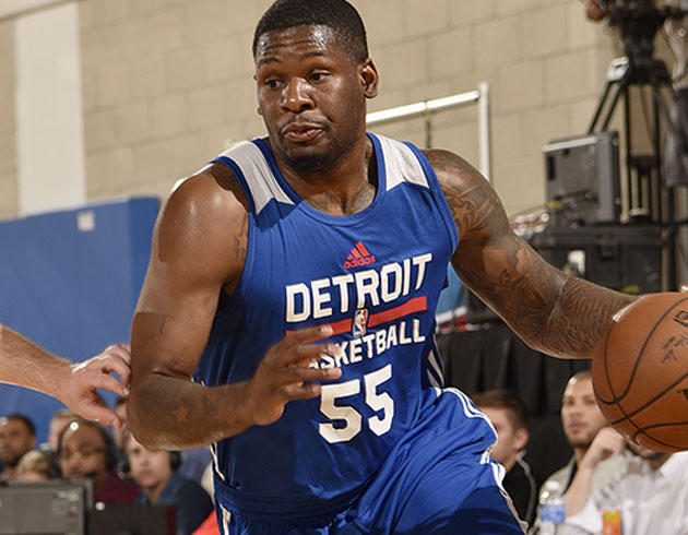 Adonis Thomas Banvit'te