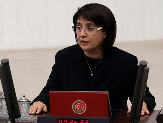 HDP'li Leyla Zana'nn dosyas Karma Komisyona gnderildi