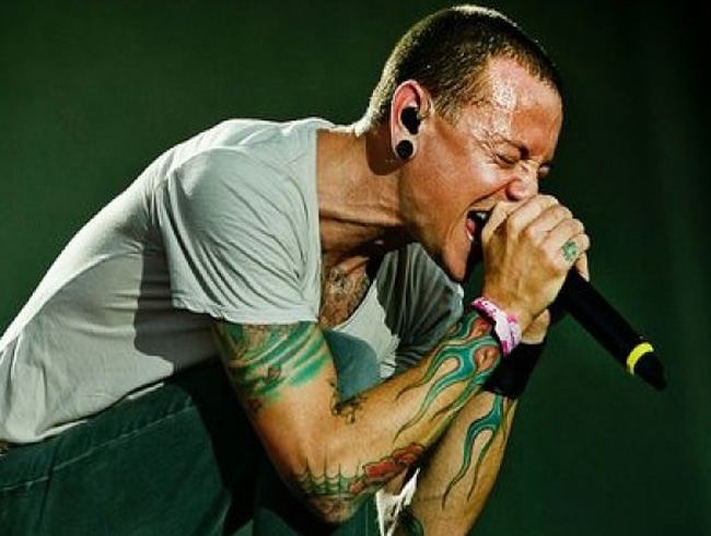 Dnyaca nl Linkin Park'n solisti Chester Bennington intihar etti