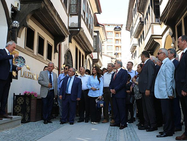 Ktahya'daki 'Senfonik Trkler Konseri'ni 25 lkenin bykelisi izleyecek