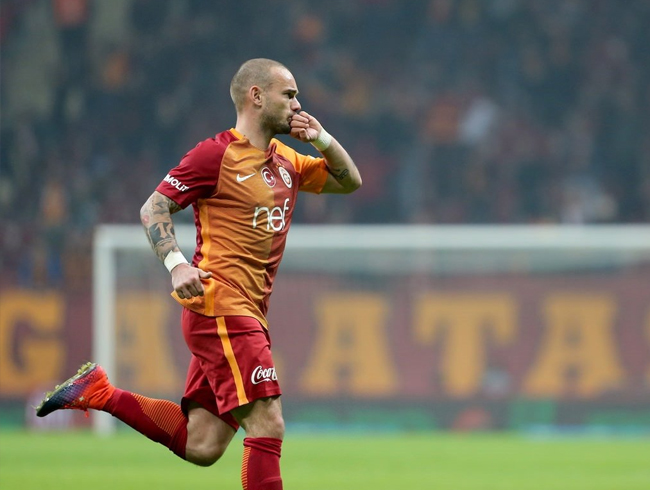 Utrecht'in sahibi Wesley Sneijder'in transferi konusunda aklama yapt