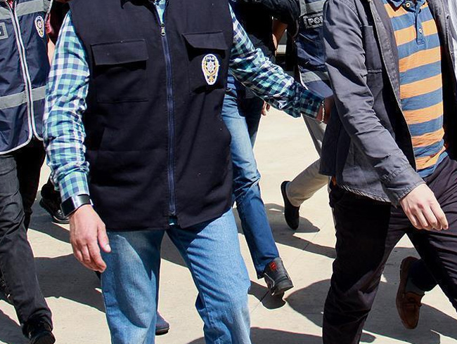 Antalya merkezli FET operasyonunda 8 tutuklama