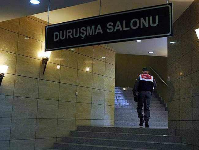 Edirne'de FET davasnda Bekir Canatan tahliye edildi