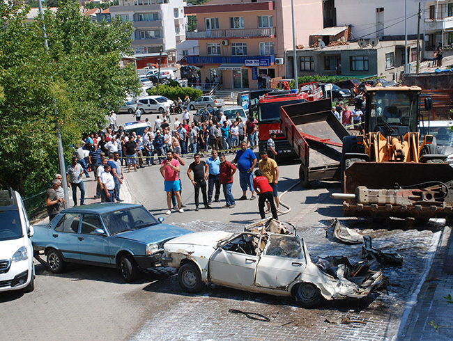 anakkalede TIR'dan den i makinesi ortal sava alanna evirdi