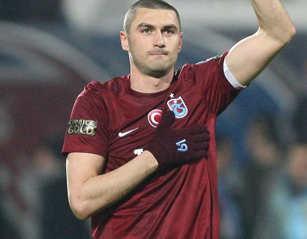 Burak Ylmaz Trabzonspor'a gelmek iin Beijing Guoan'la masaya oturdu